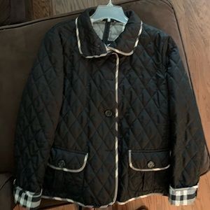 Classic Burberry short jacket excellent condition